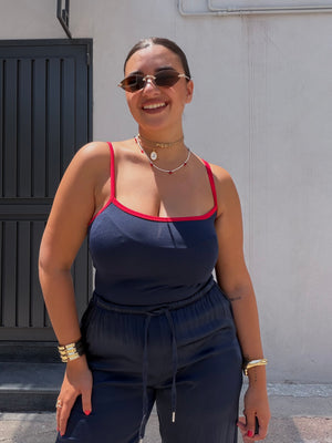 Body rosso e blu