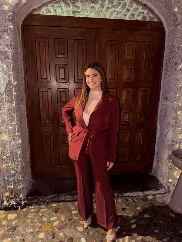 Tailleur Amira bordeaux