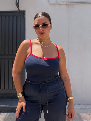 Body rosso e blu