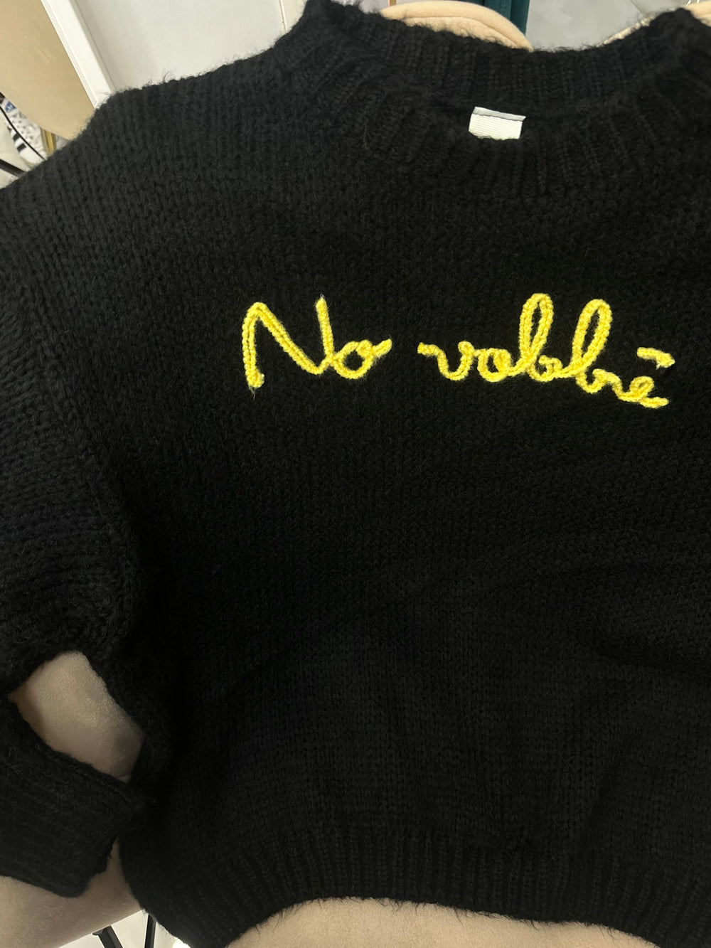 Maglioncino “no vabbè” nero