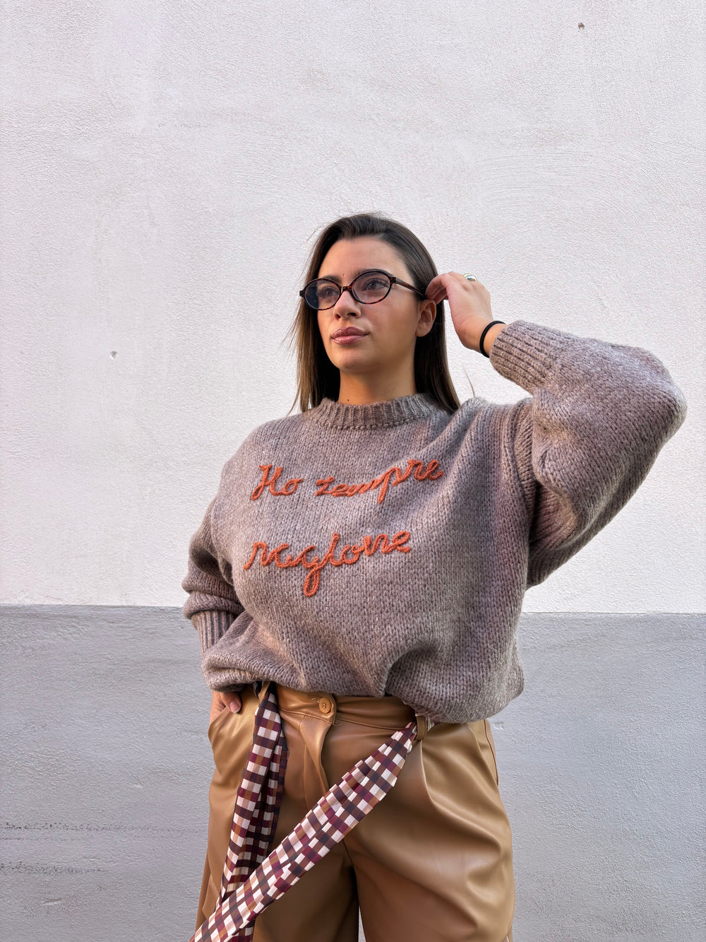 Maglioncino “ho sempre ragione” tortora