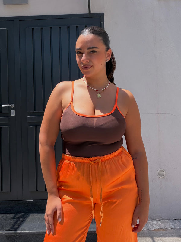 Body marrone e arancio