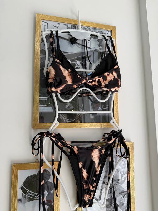Costume Leopardato e Nero