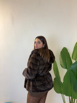 Pelliccia Elegance Marrone