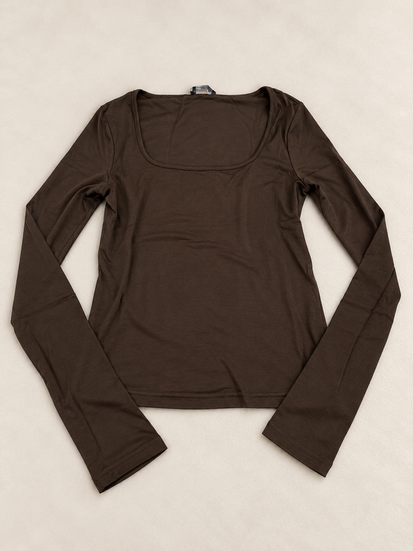 Maglia scollo quadro