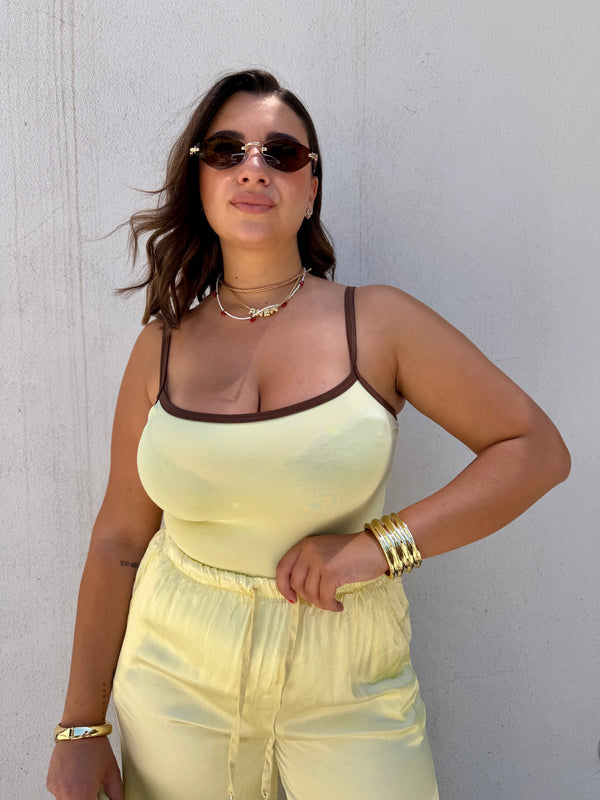 Body giallo e Marrone